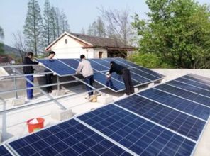 光伏发电照亮幸福晚年 李大姐的绿色养老新篇章